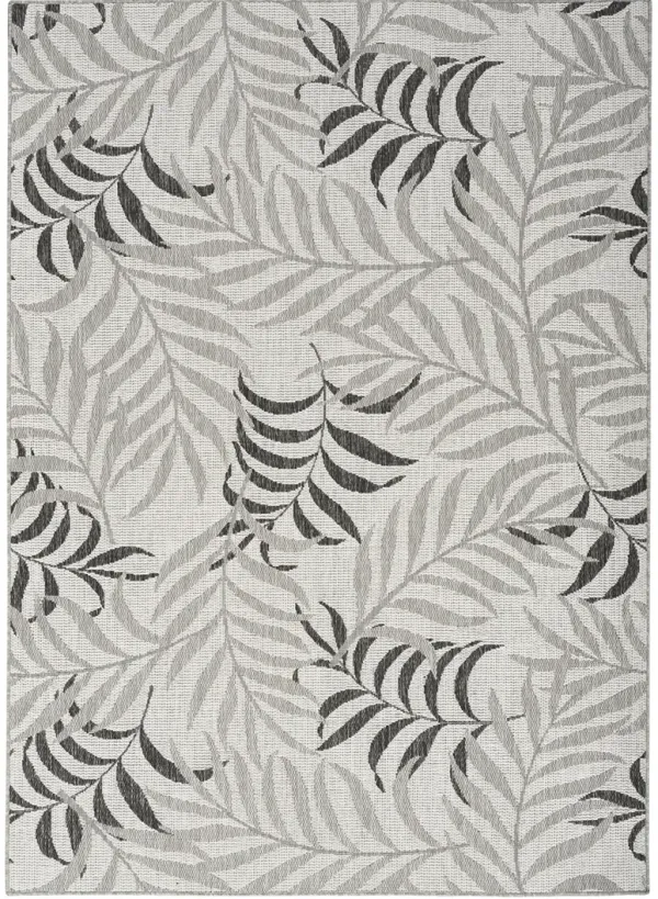 Garden Oasis GOA01 Gray 4' x 6' Rug