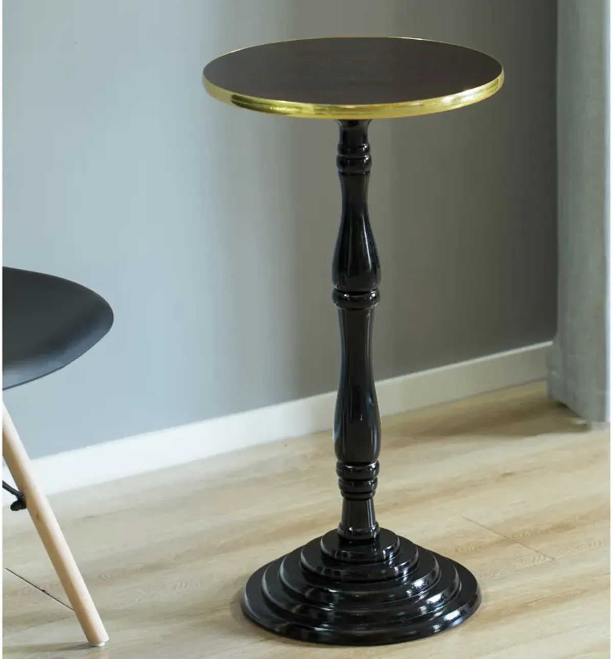 "Round Wooden Side Table, Living Room Accent Pedestal End Table - Modern Furniture, Decorative Stand, Small Space Solution, Circular Design, Rustic Home Decor, Elegant Home Furnishing, White"