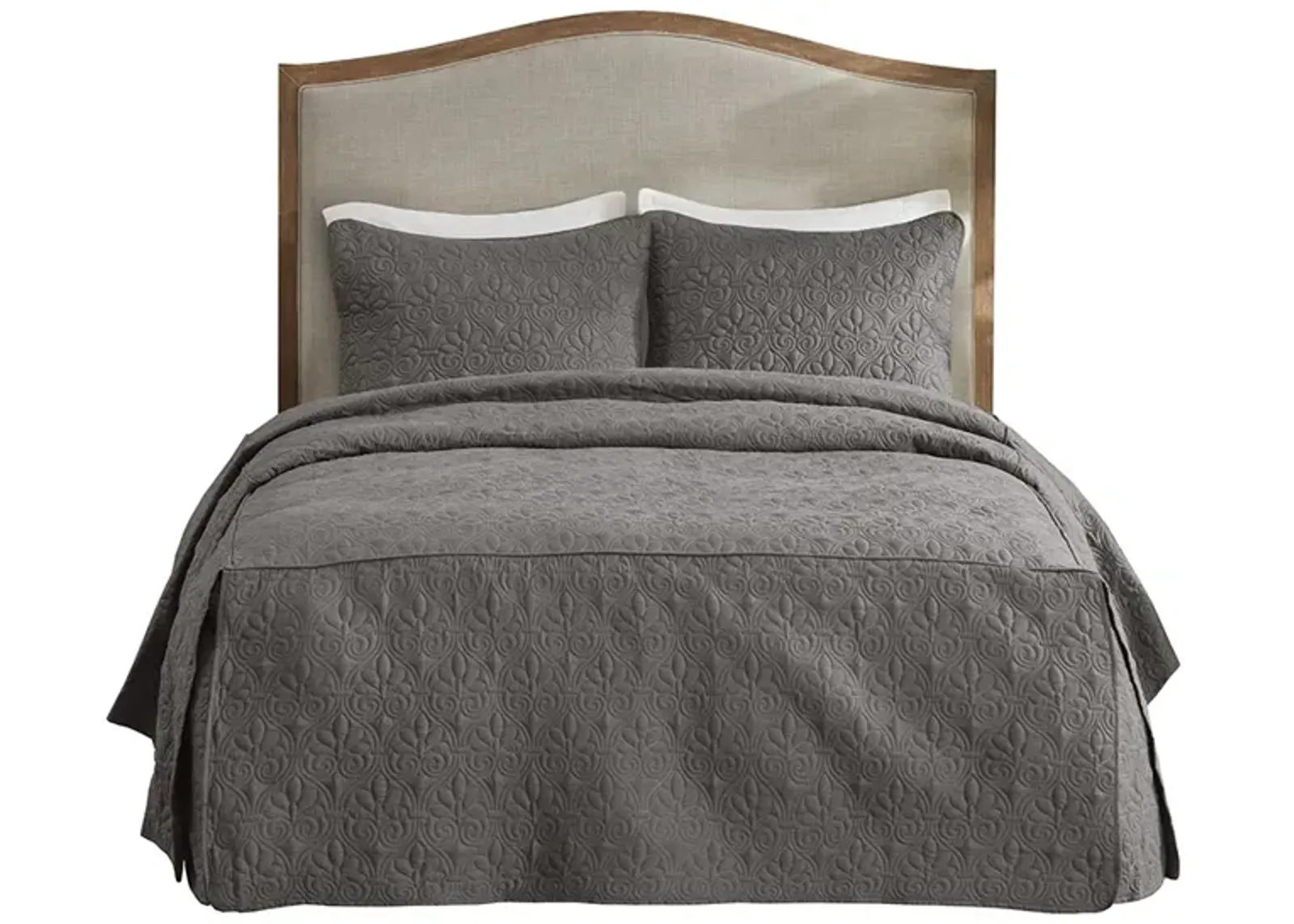 Gracie Mills Sandy 3 Piece Split Corner Classic Pleated Quilted Bedspread Set