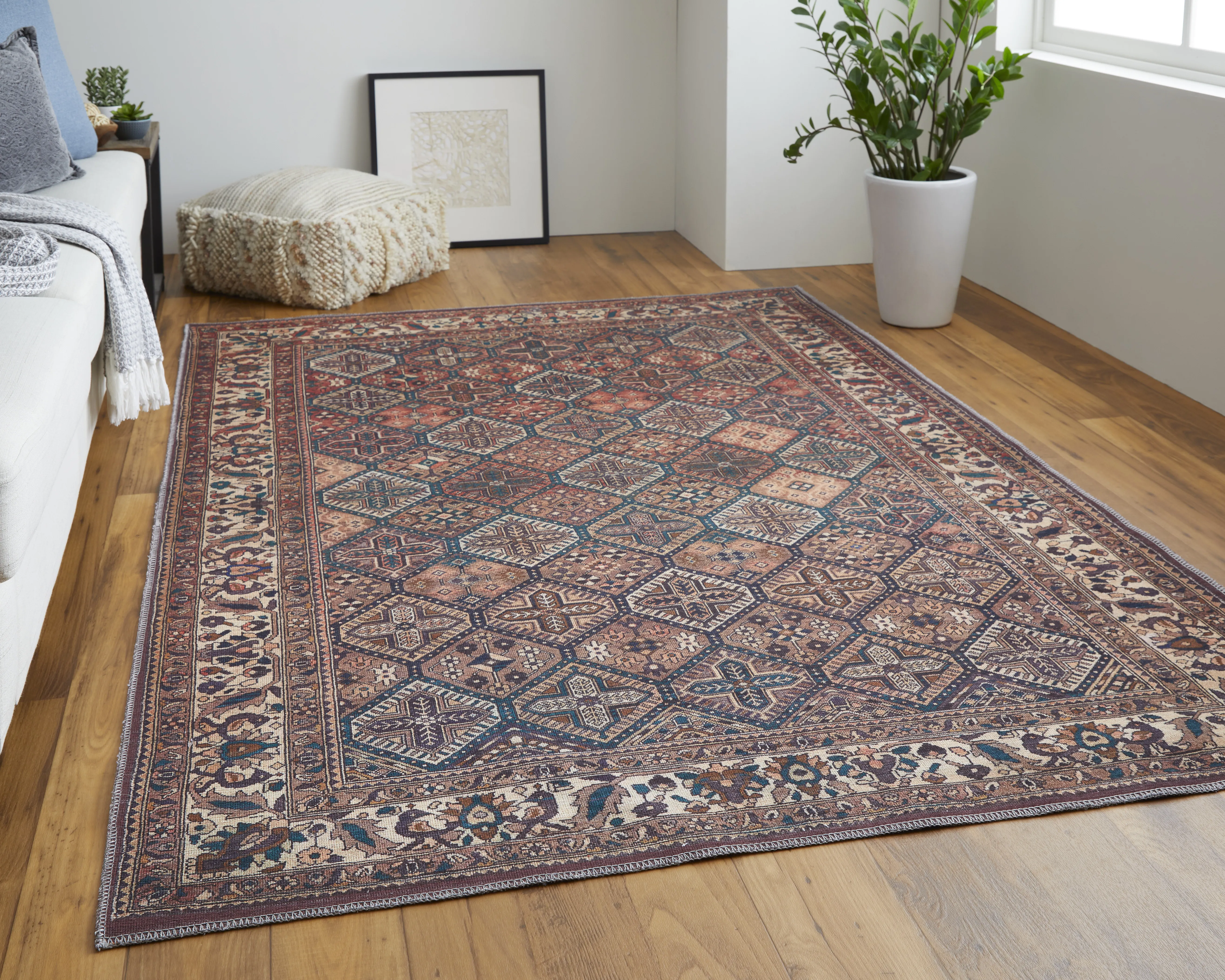 Rawlins 39HKF Brown/Red/Ivory 2'7" x 8' Rug