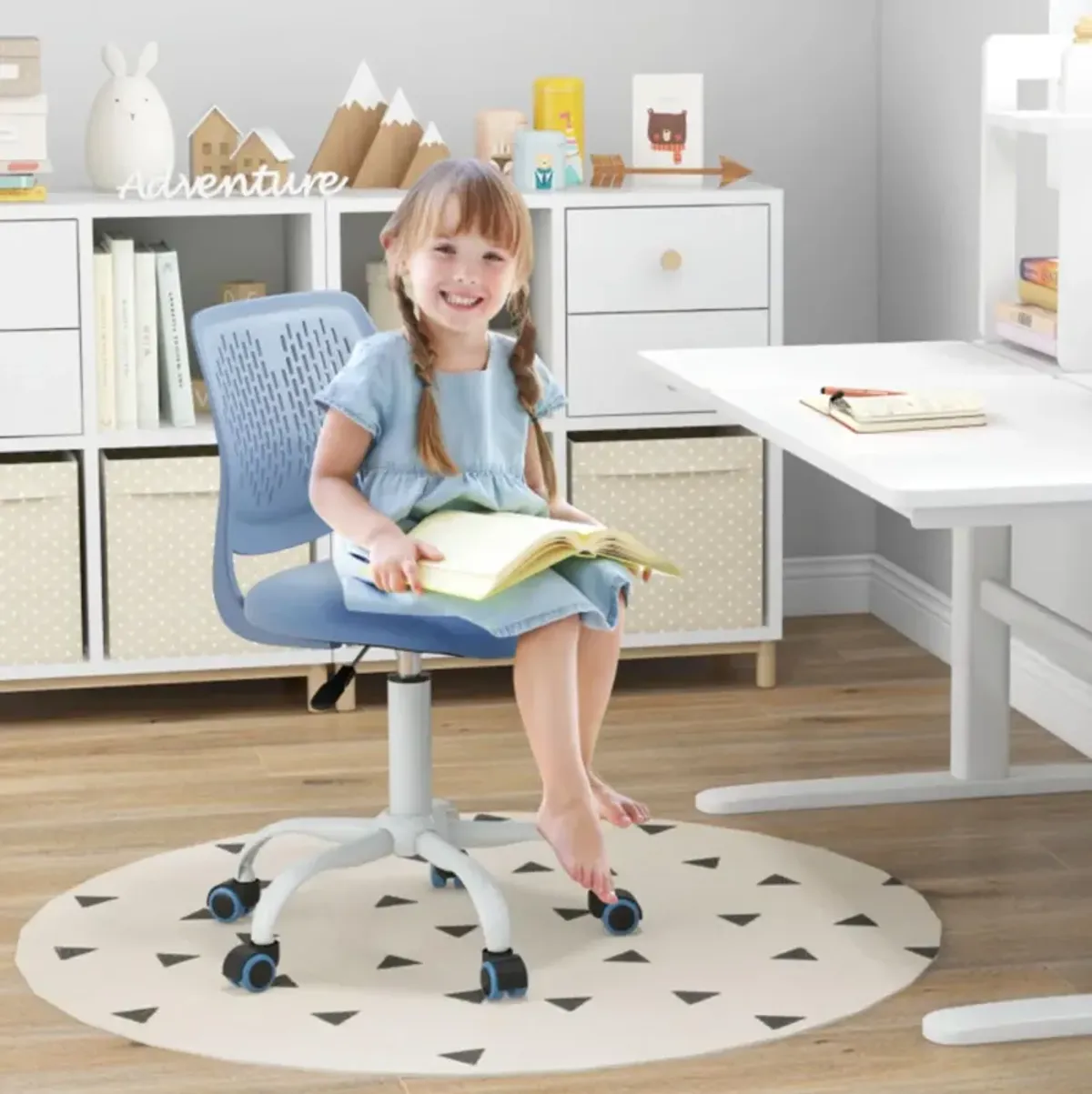 Hivvago Ergonomic Children Study Chair with Adjustable Height