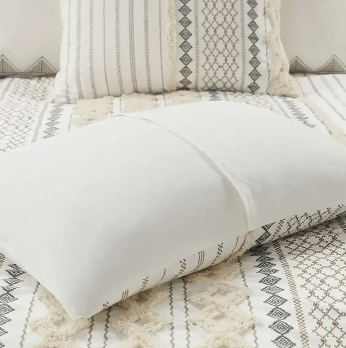 Gracie Mills Modesto Printed Cotton Comforter Set with Chenille