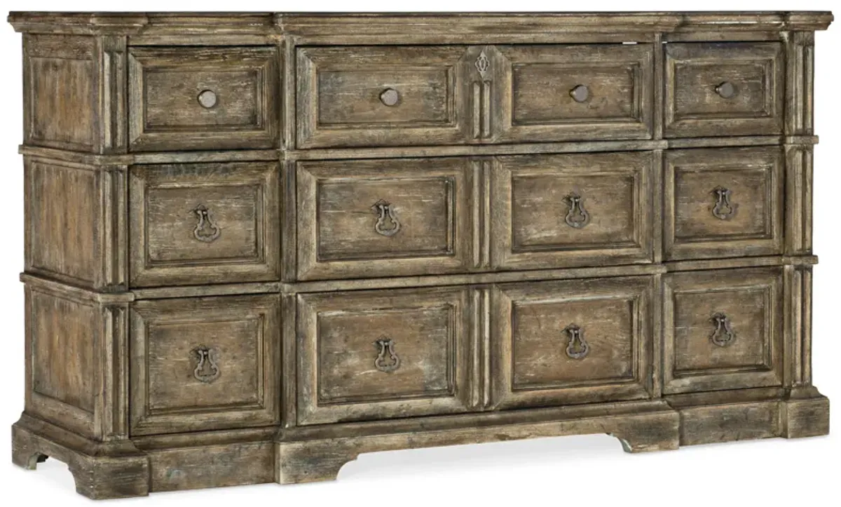 La Grange Rolling Hill Nine-Drawer Dresser