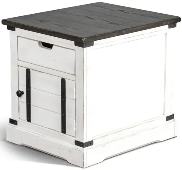 Sunny Designs Barn End Table