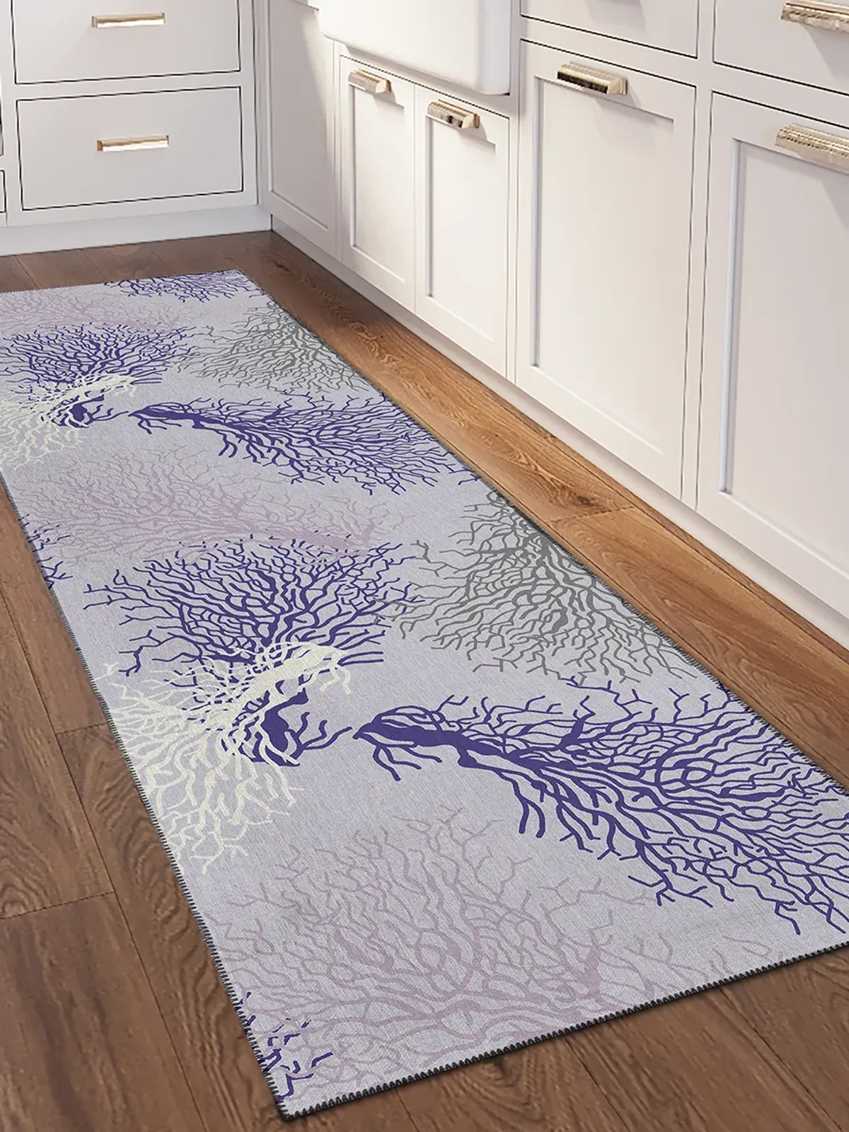 Seabreeze SZ3 Lavender 2'3" x 7'6" Rug