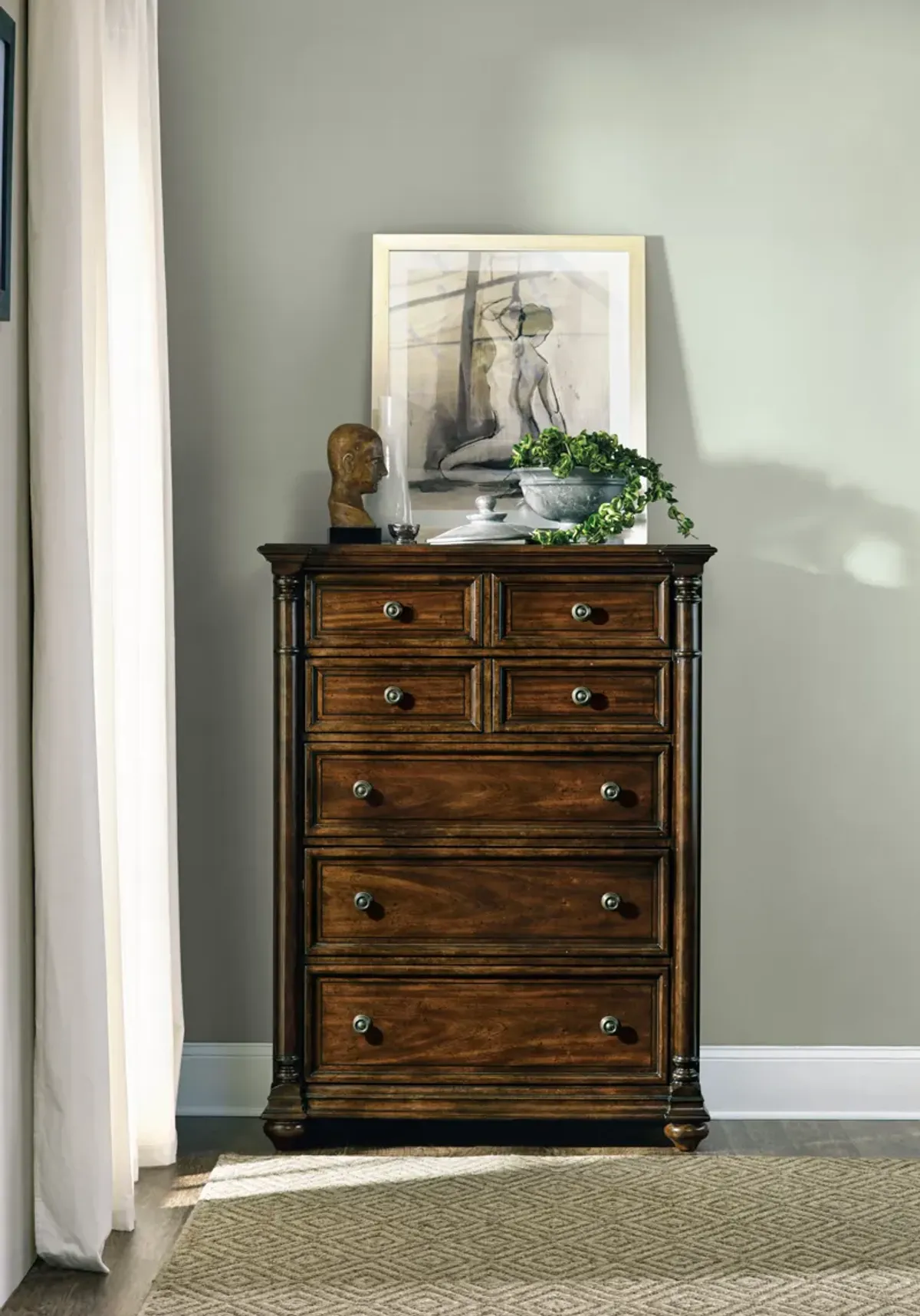 Leesburg Chest in Dark Wood