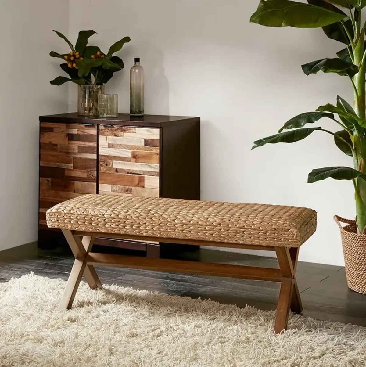 Gracie Mills Azami Mahogany Bench with Water Hyacinth Seat