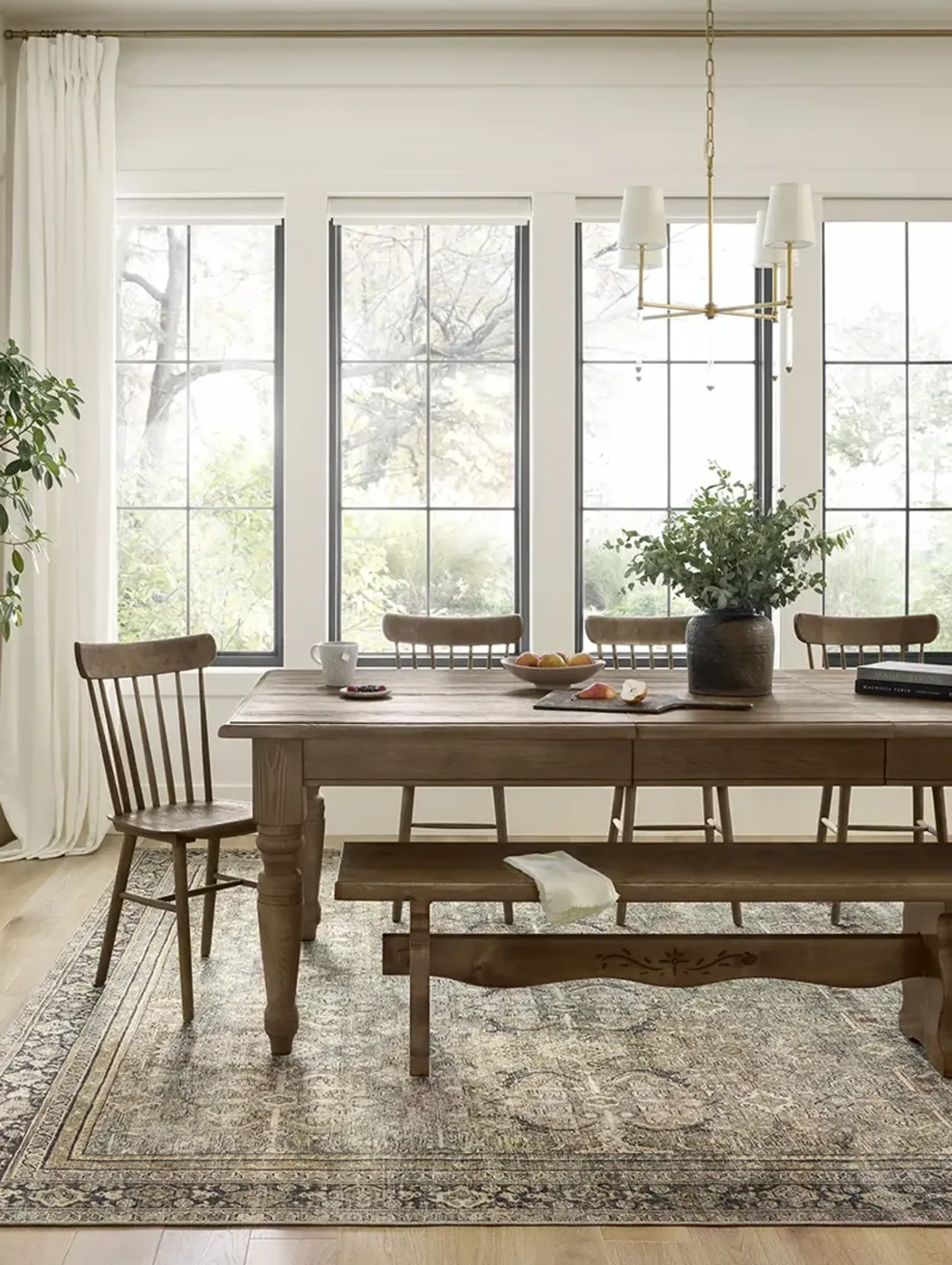 Layla LAY03 2' x 5' Rug | Furniture.com