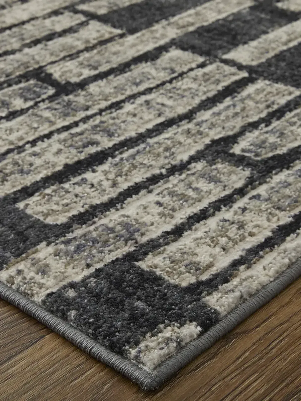 Kano 39LKF Gray/Black/Ivory 2'7" x 8' Rug