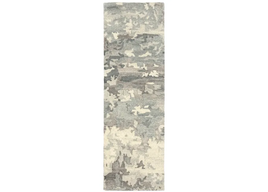 Anastasia 2'6" x 8' Grey Rug