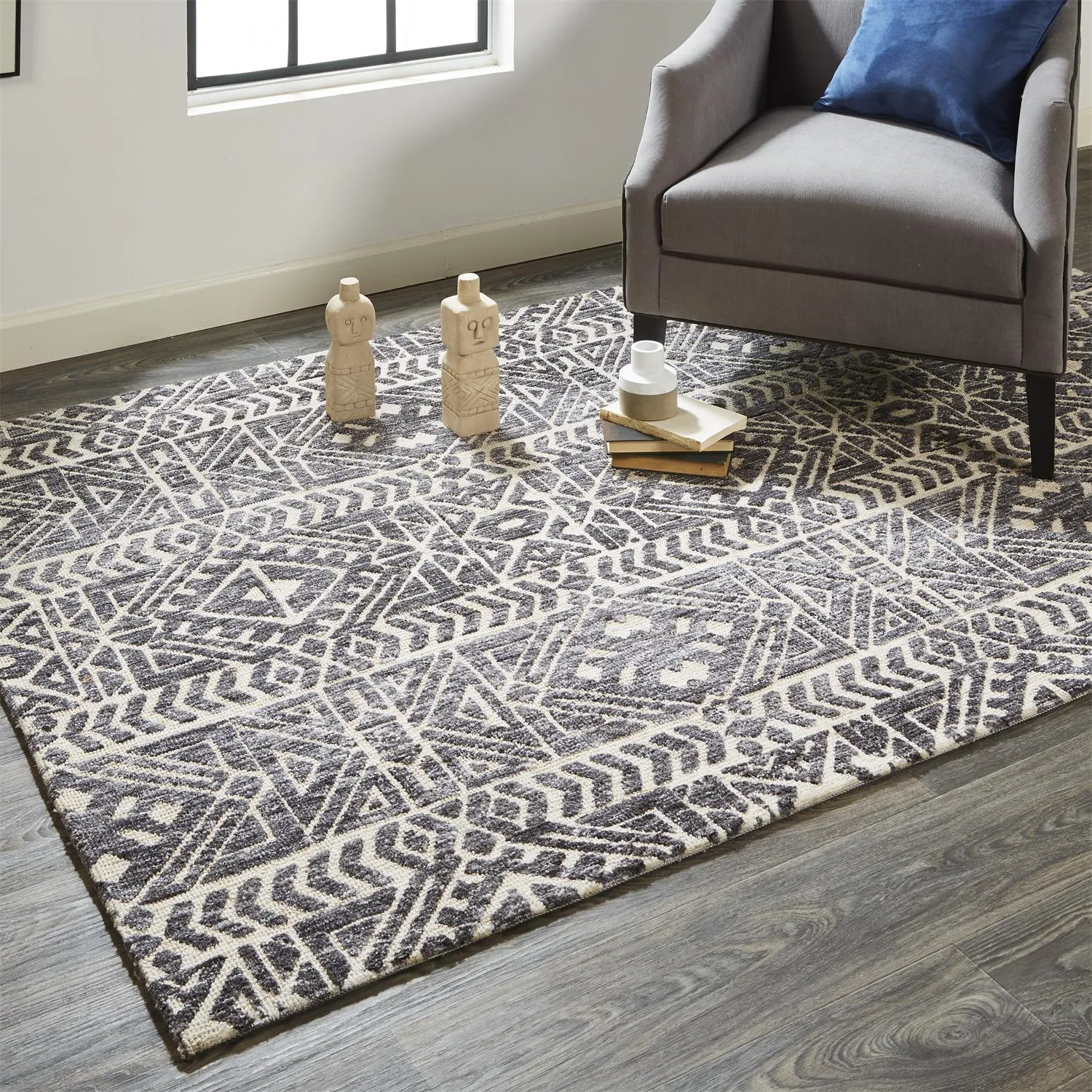 Colton 8627F Gray/Black/Ivory 3'6" x 5'6" Rug