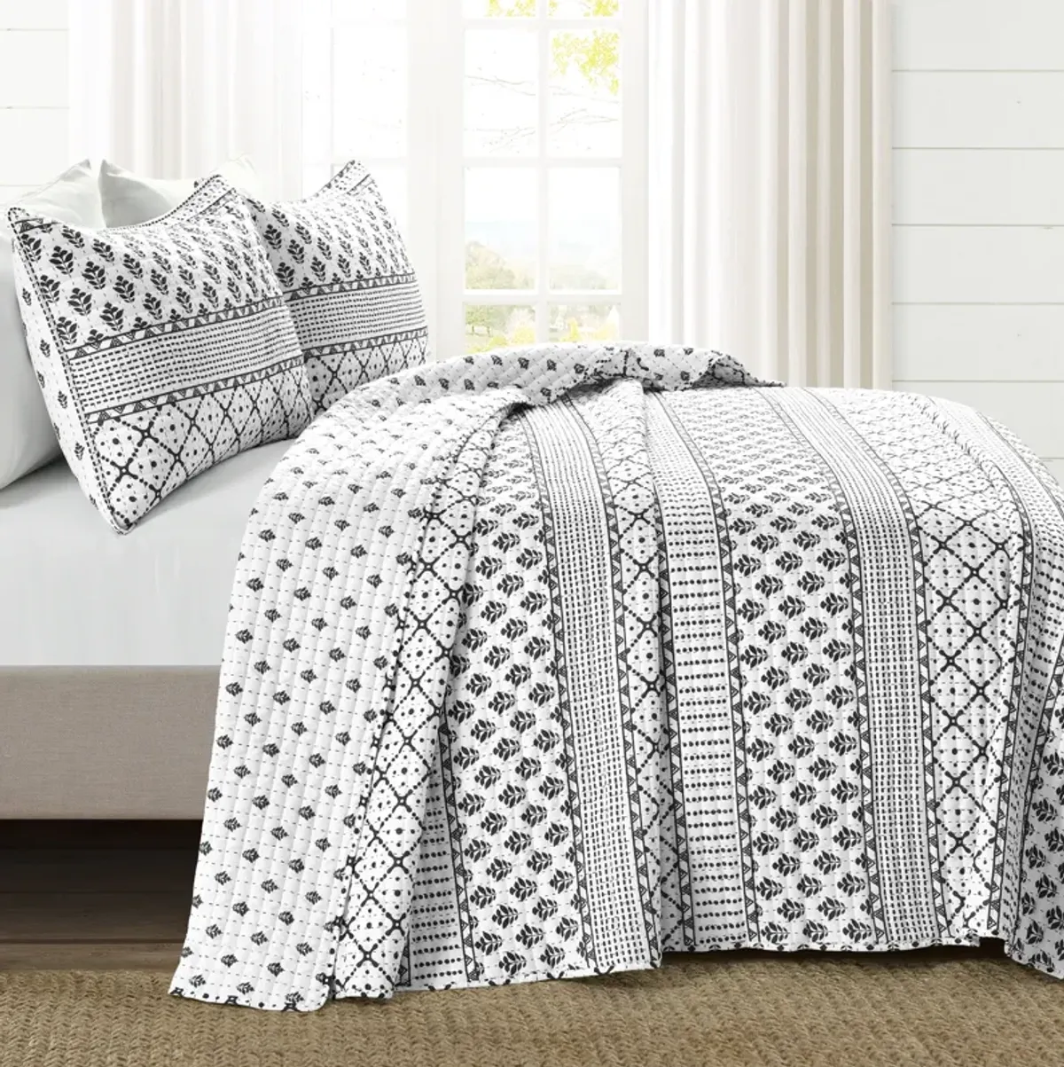 Monique Stripe Quilt 3Pc Set