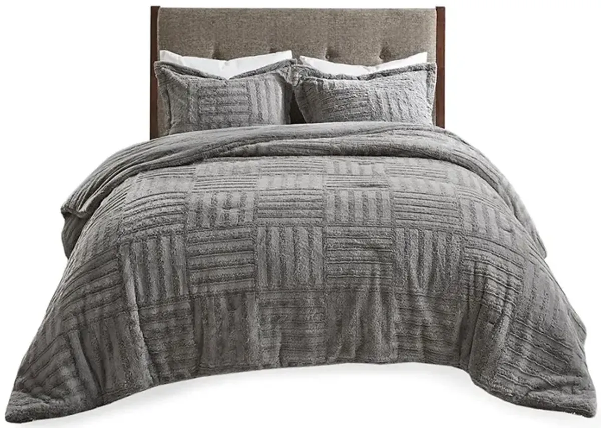 Gracie Mills Shearah Plush Faux Fur Down Alternative Comforter Set