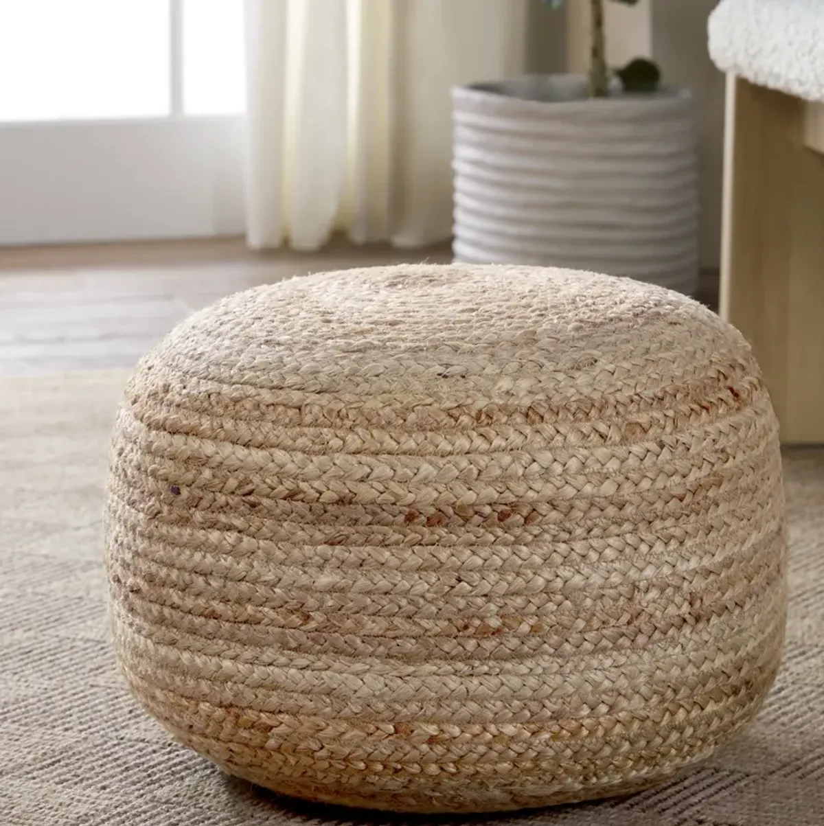 Saba Pouf