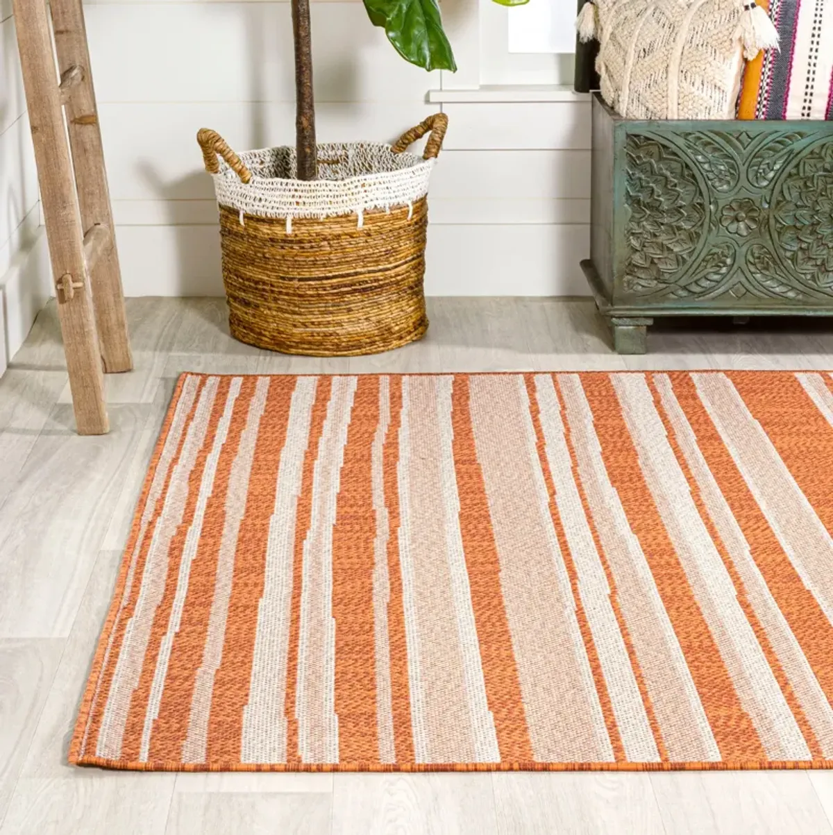 Castara Wavy Stripe Modern Indoor/Outdoor Area Rug