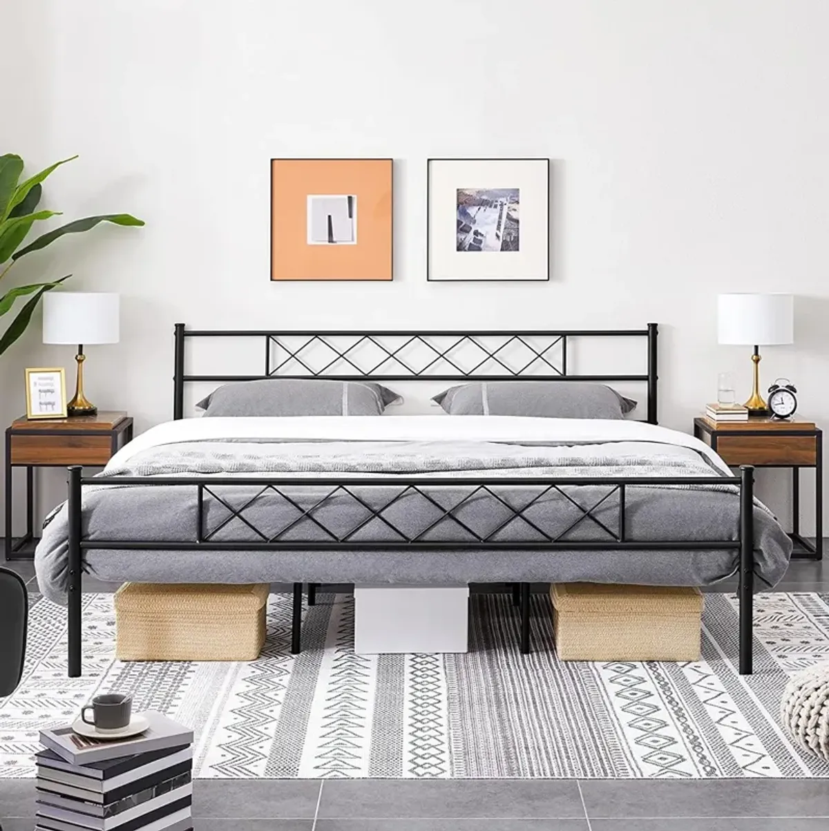 Hivvago King Size Traditional Powder Coated Slatted Metal Platform Bed