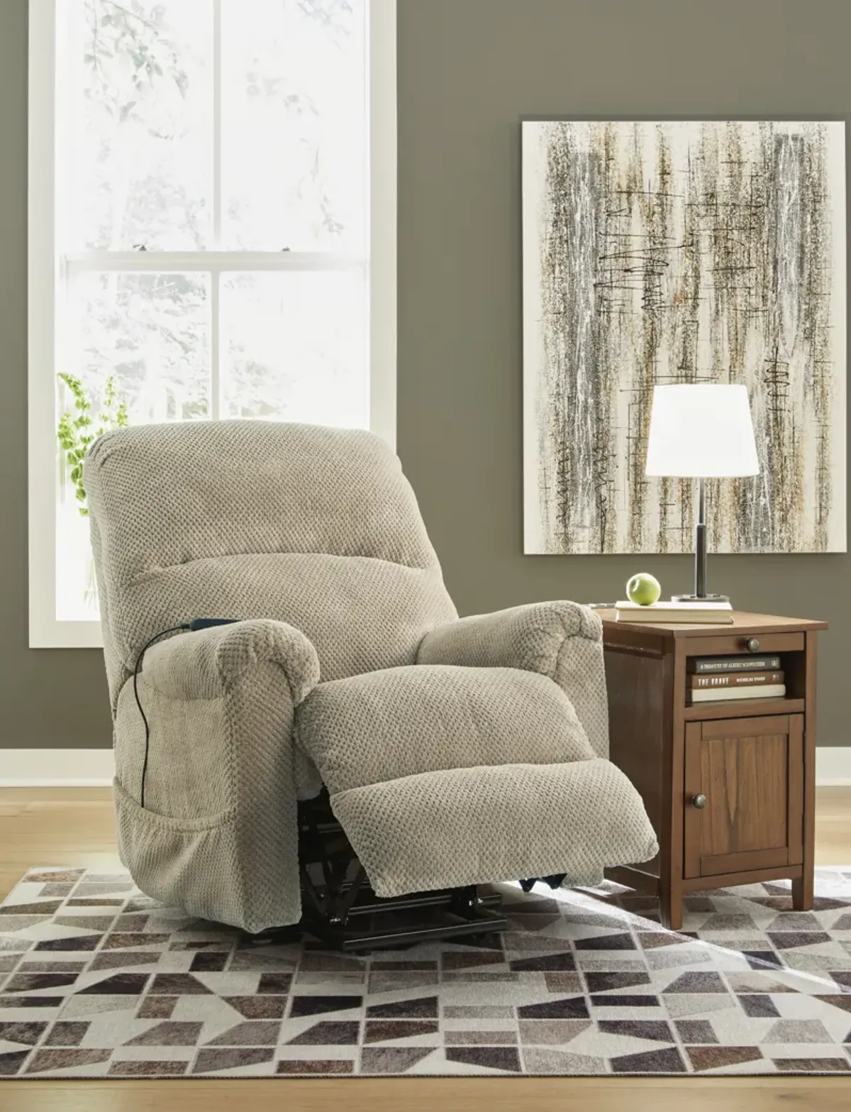 Shadowboxer Power Lift Recliner