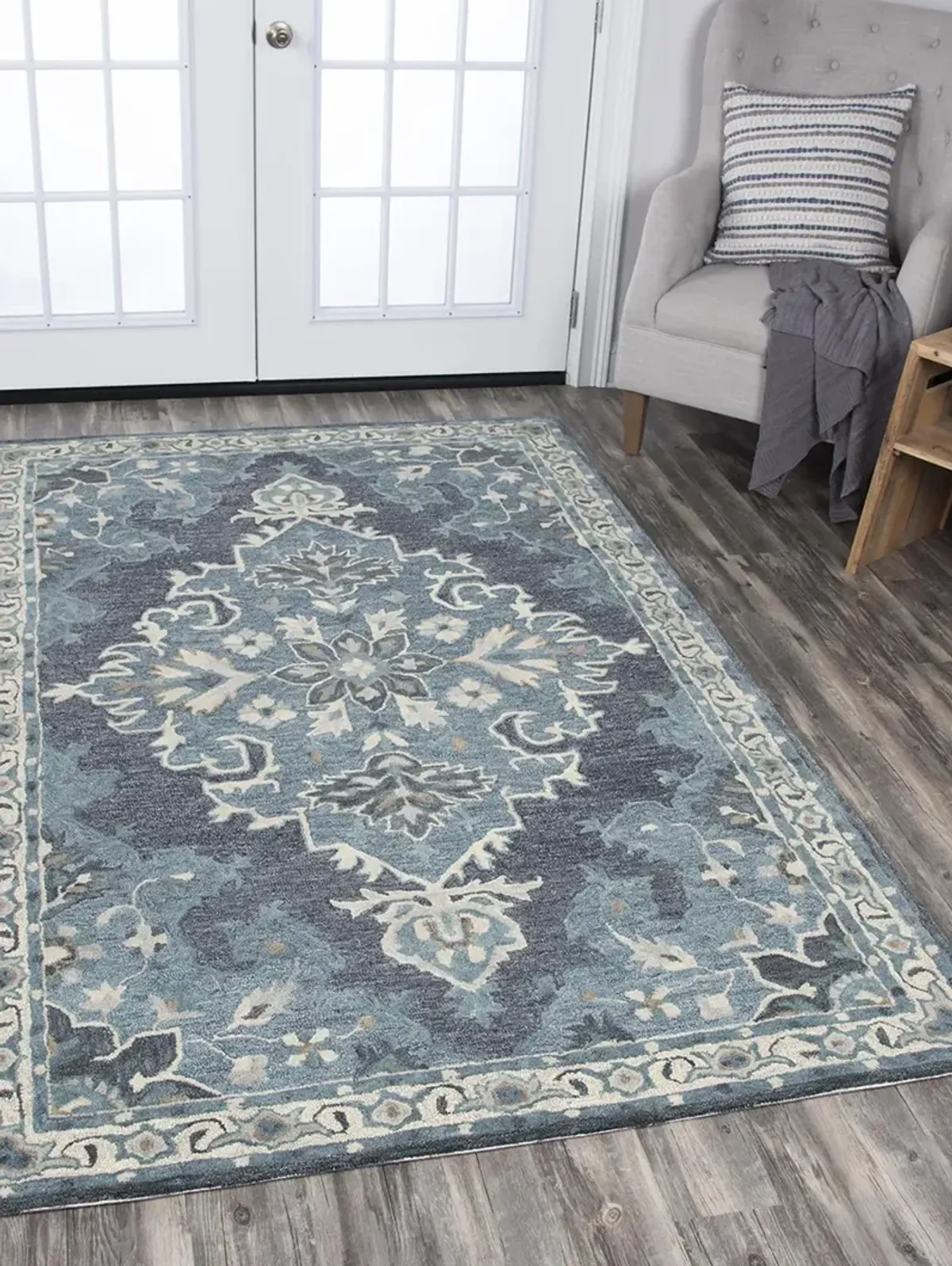 Resonant RS932A 2'6" x 8' Rug