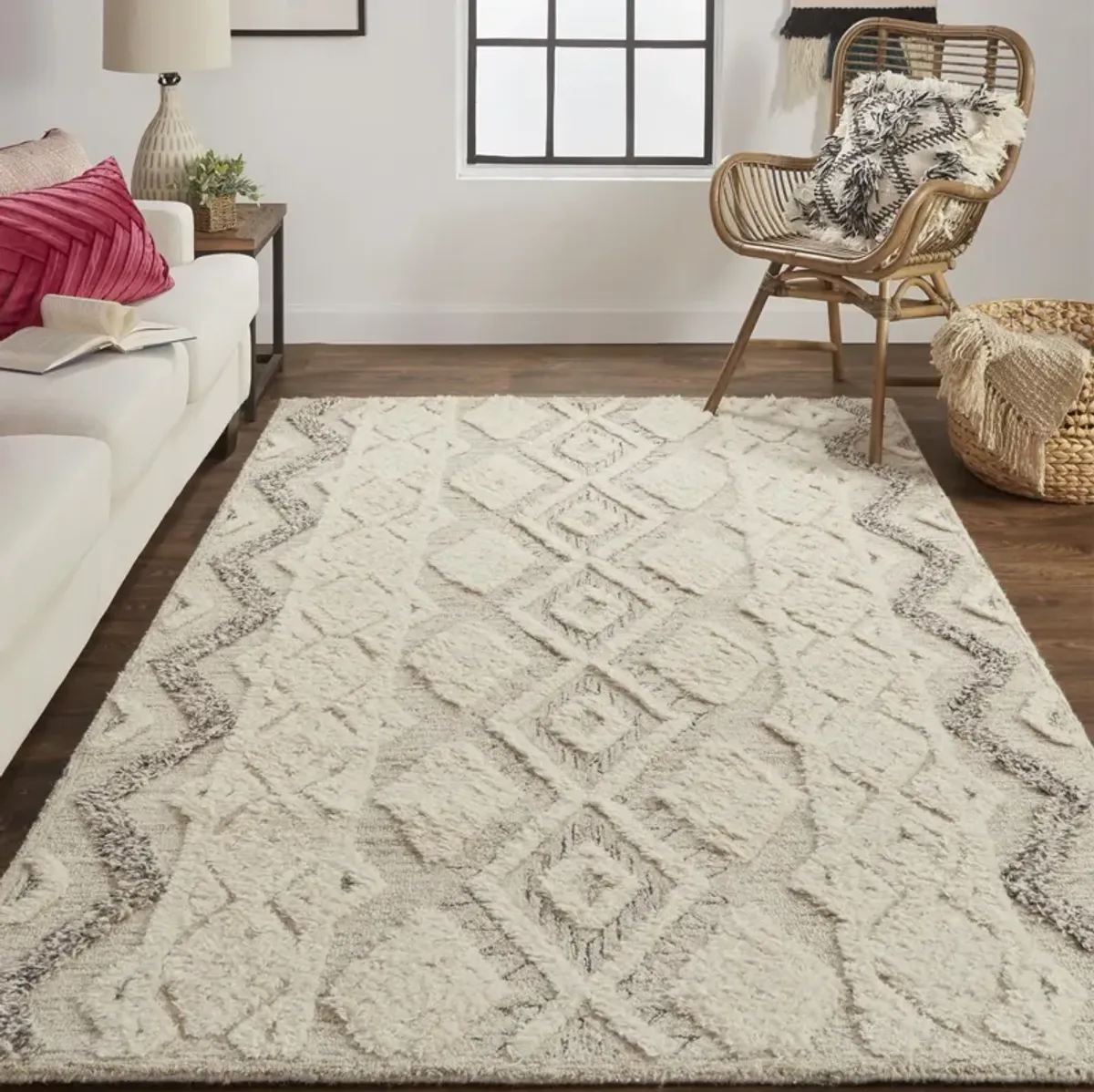 Anica 8006F Ivory/Taupe/Gray 5' x 8' Rug