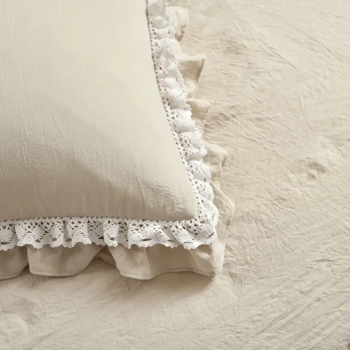 Ella Ruffle Lace Bedspread 3Pc Set