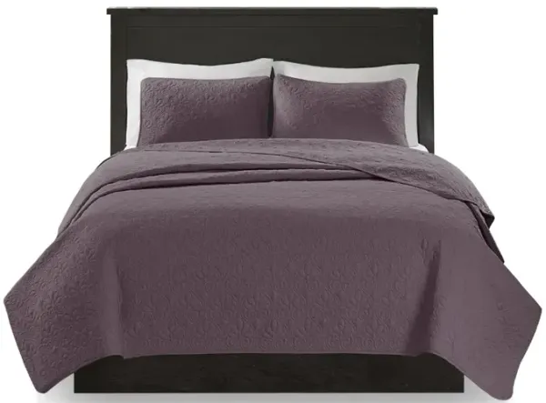 Gracie Mills Sandy Reversible Cottage-Inspired Quilt Set