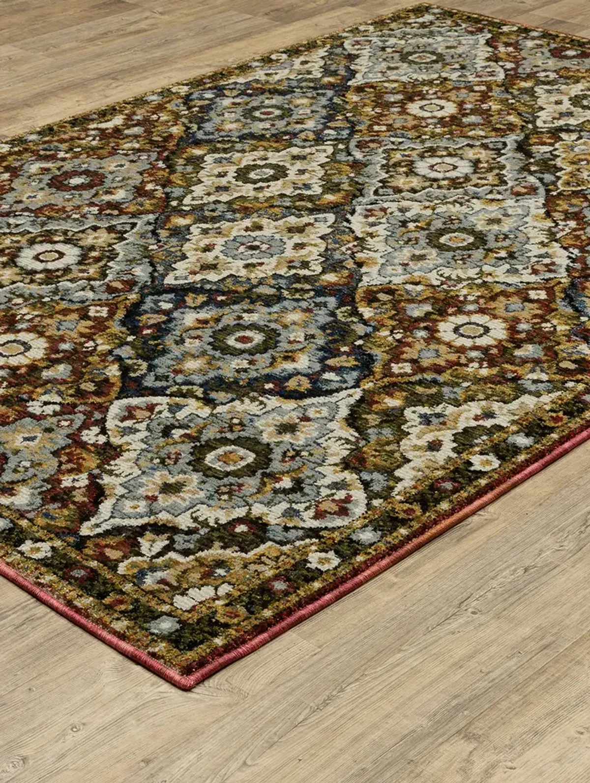 Andorra 7'10" x 10'10" Red Rug