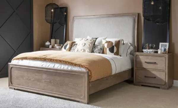 Millstone Upholstered King Bed