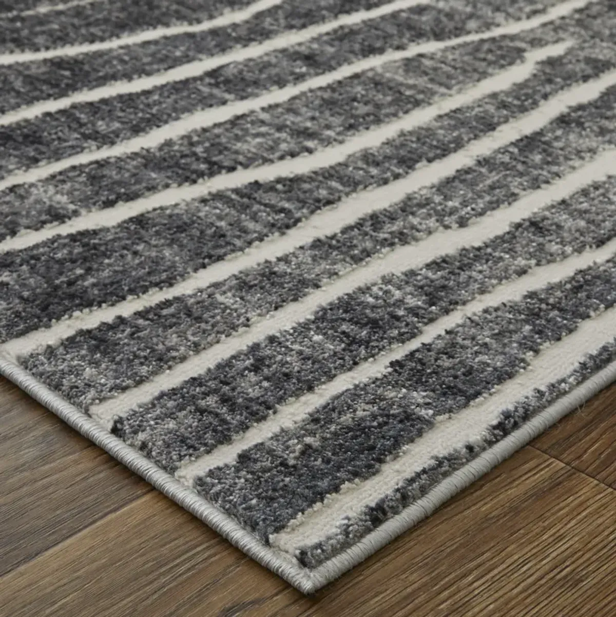 Kano 39LIF Black/Gray/Ivory 5'3" x 7'6" Rug