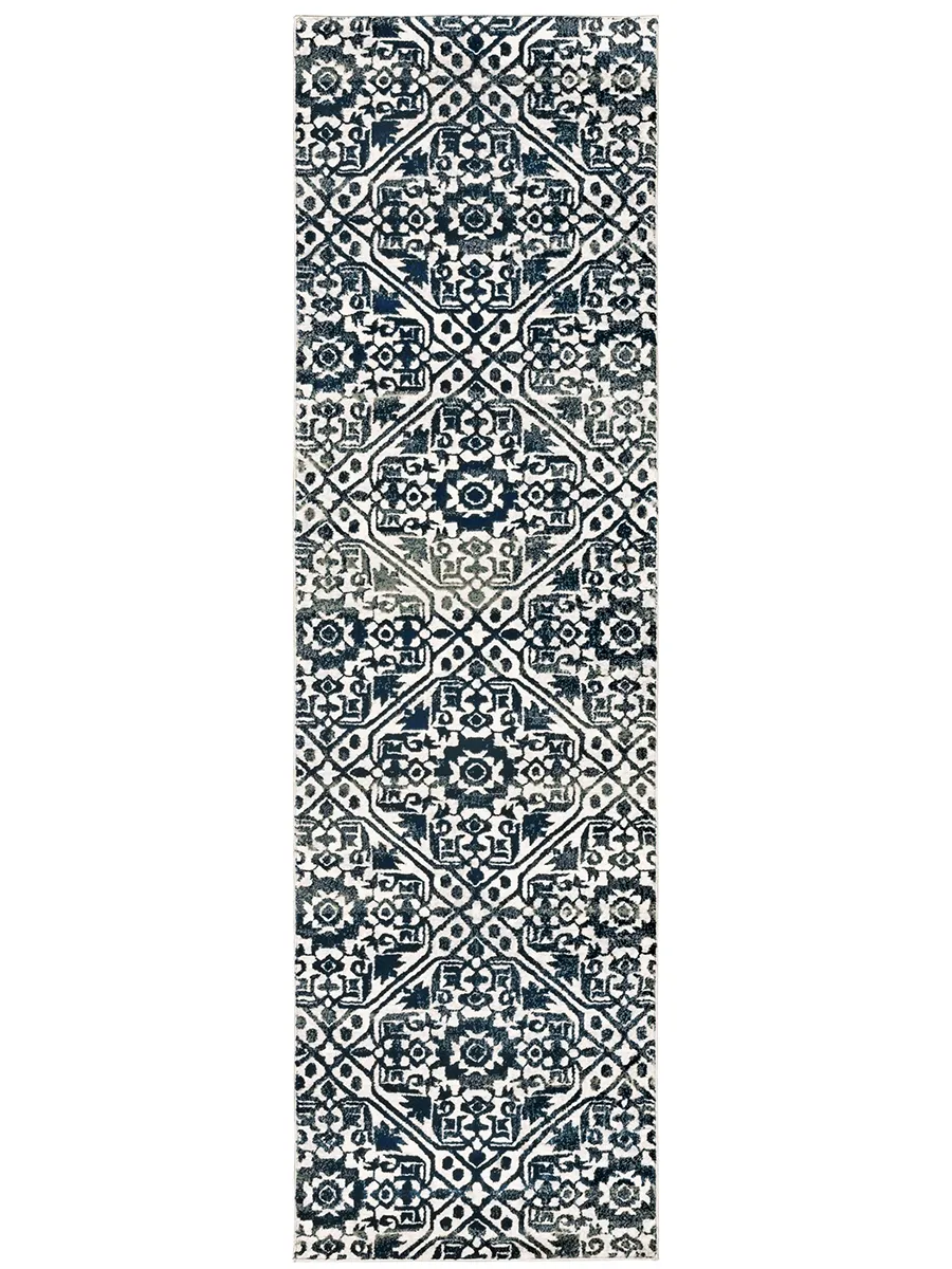 Bowen 2'3" x 7'6" Navy Rug