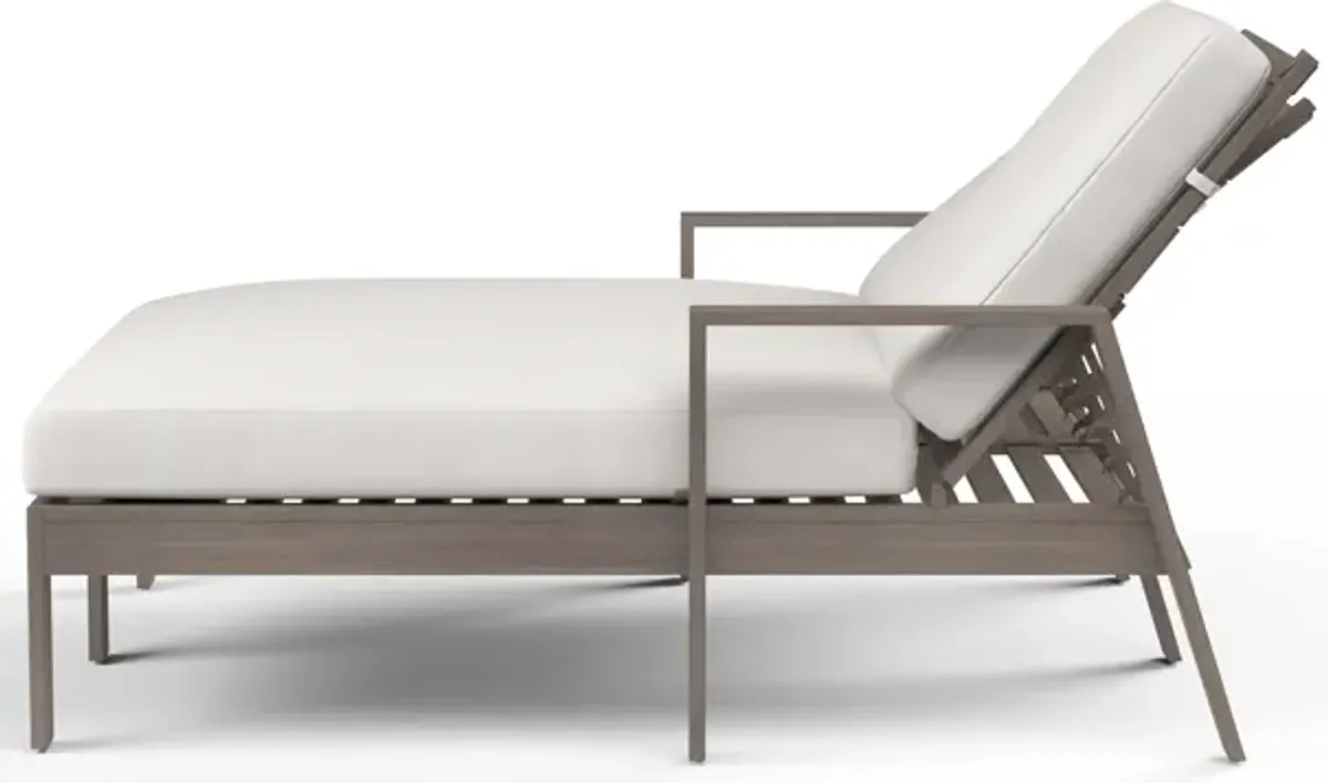 Laguna Double Chaise Lounge in Canvas Flax, No Welt