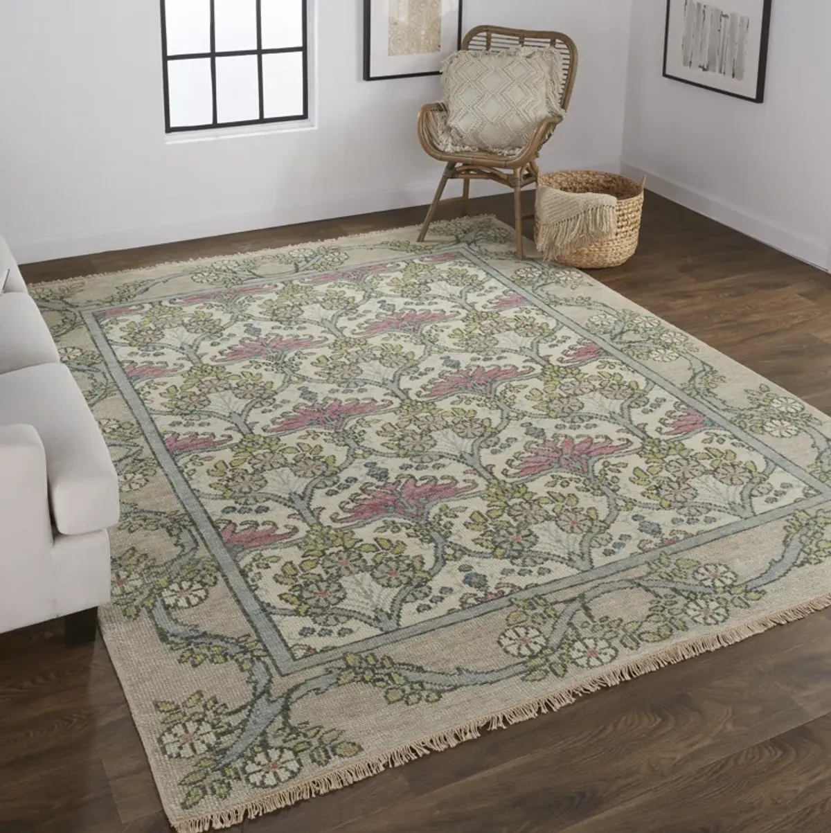 Beall 6714F Ivory/Pink/Green 8'6" x 11'6" Rug