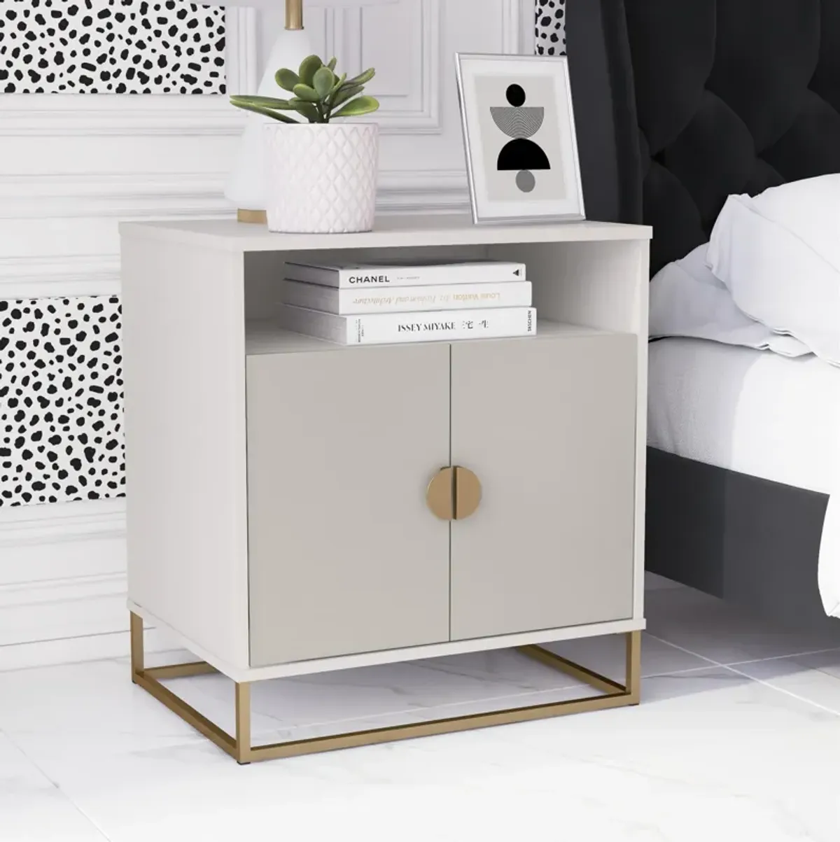 Kelly Accent Cabinet