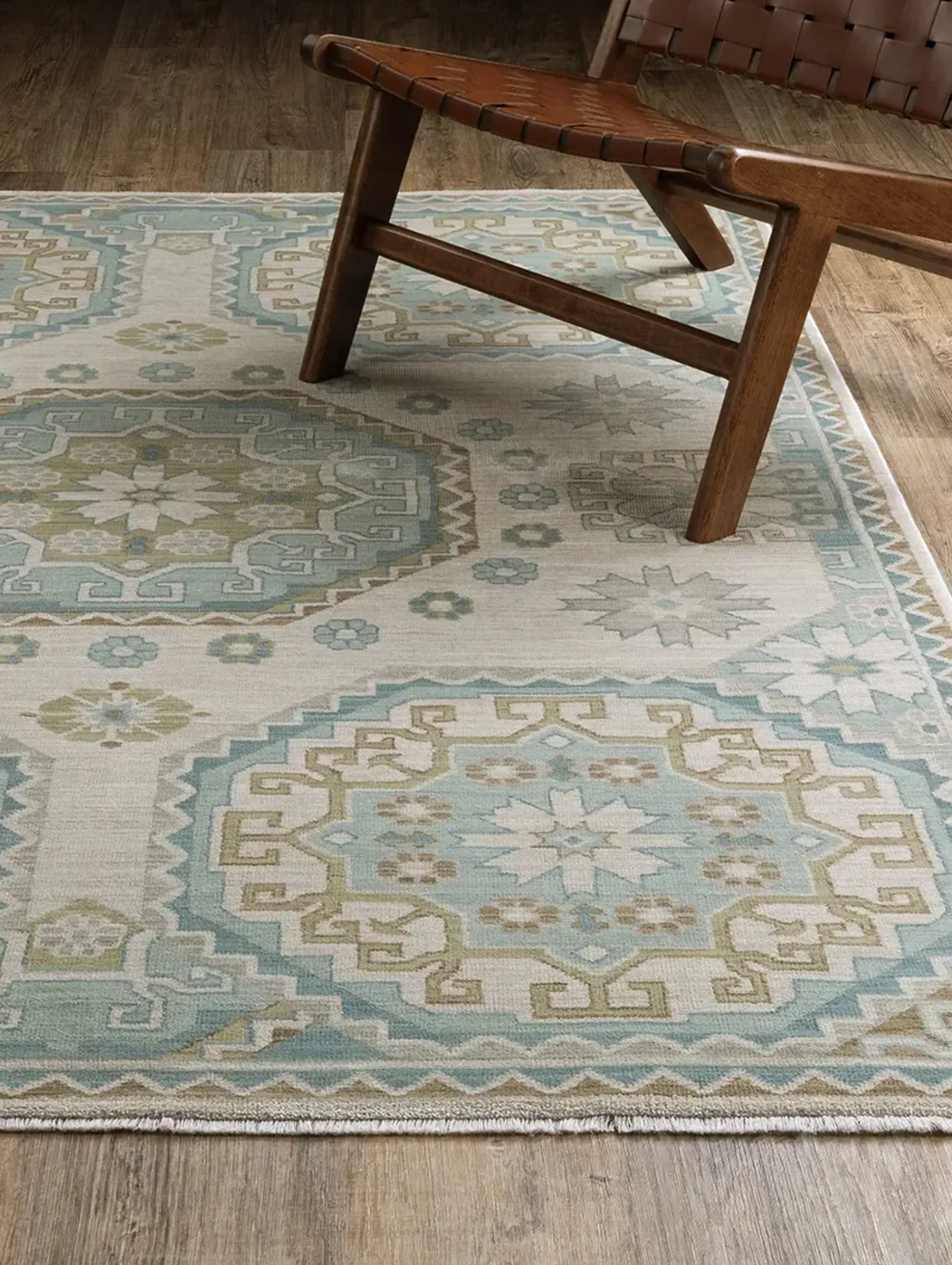 Maeve Mae03 710 X1010 Rug Mathis Home | Furniture.com
