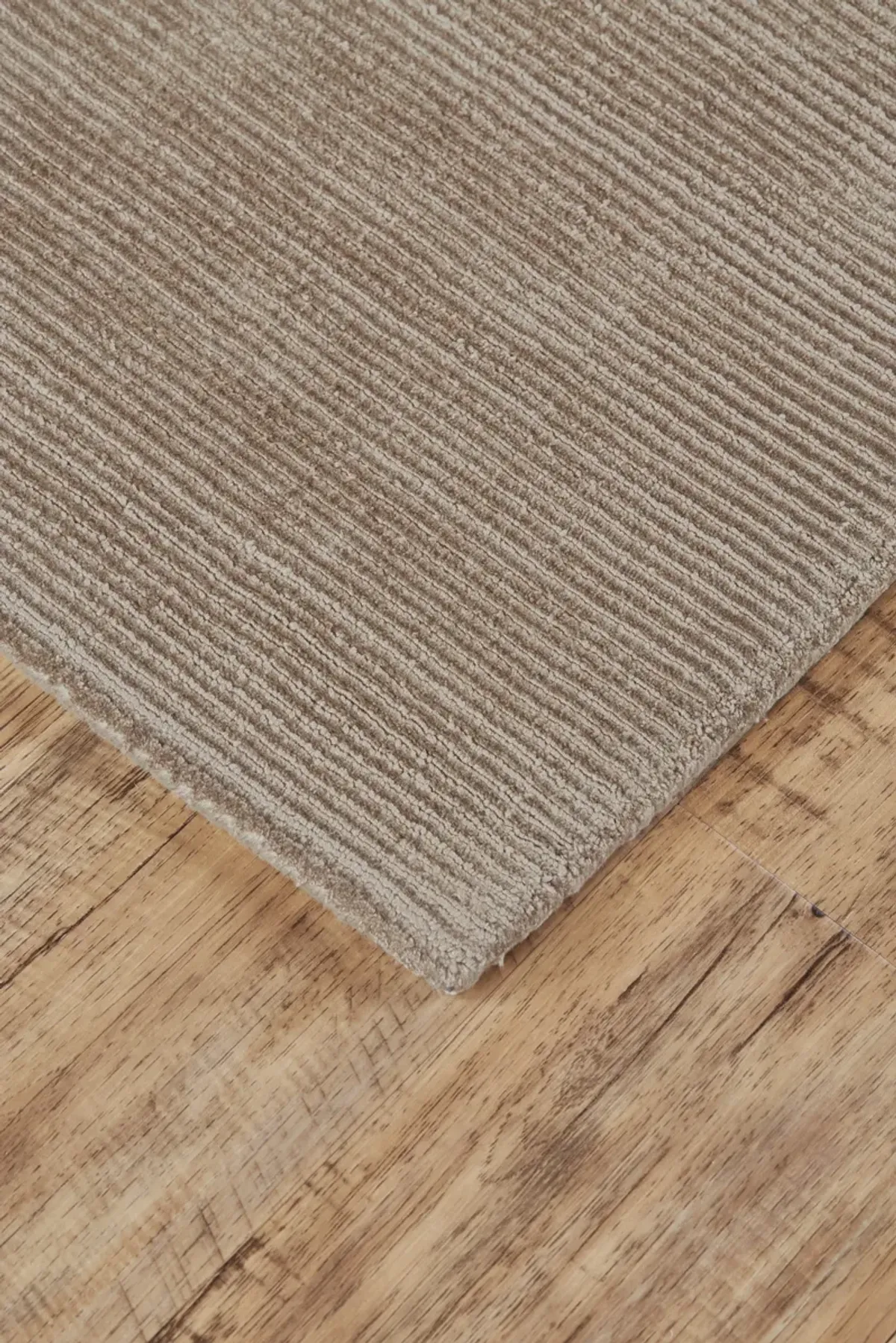 Batisse 8717F Tan/Ivory/Taupe 5' x 8' Rug