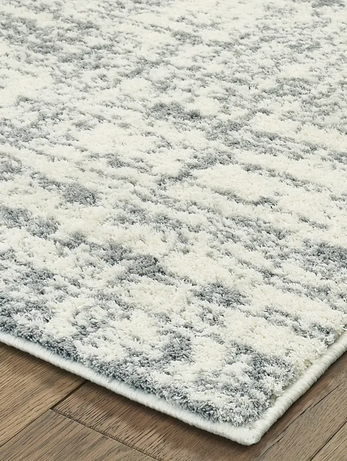 Verona 2' x 3' Ivory Rug