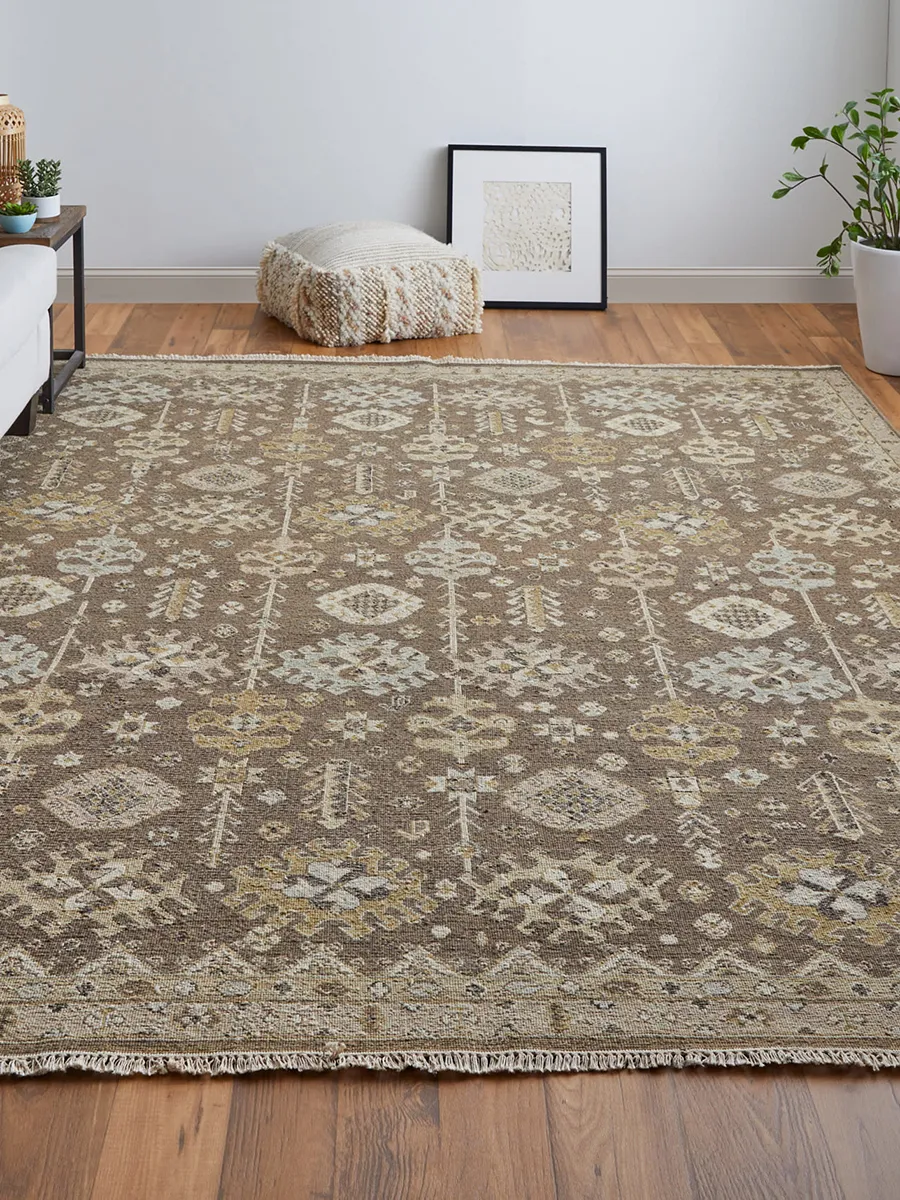 Corbitt 0610F 8'6" x 11'6" Brown/Ivory Rug