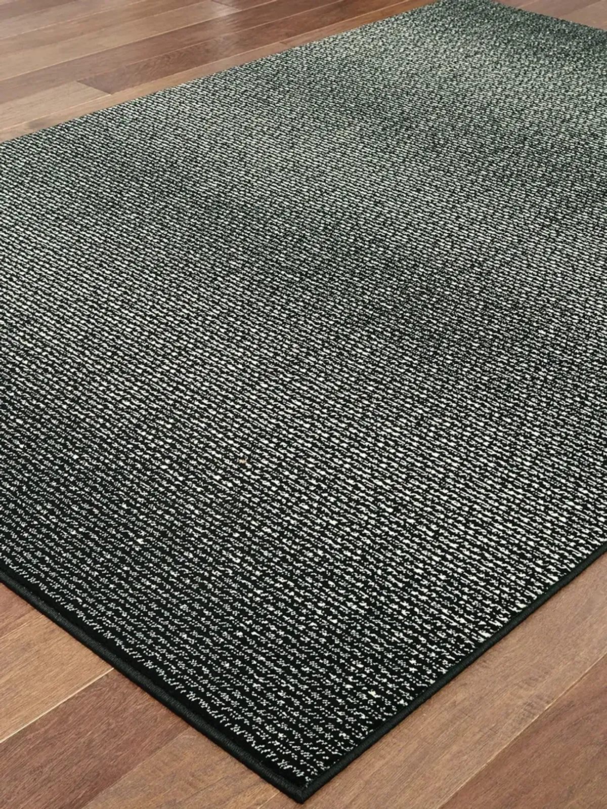 Luna 7'10" x 10'10" Black Rug