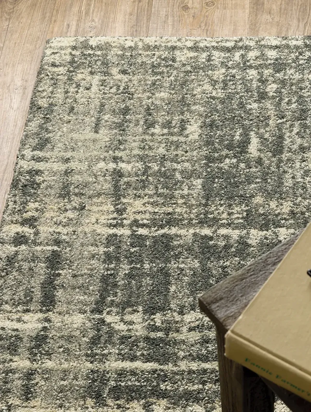 Astor 2'3" x 7'6" Charcoal Rug