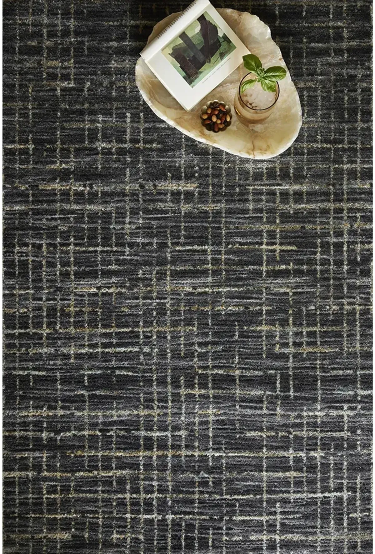 Soho SOH01 2'7" x 8'" Rug