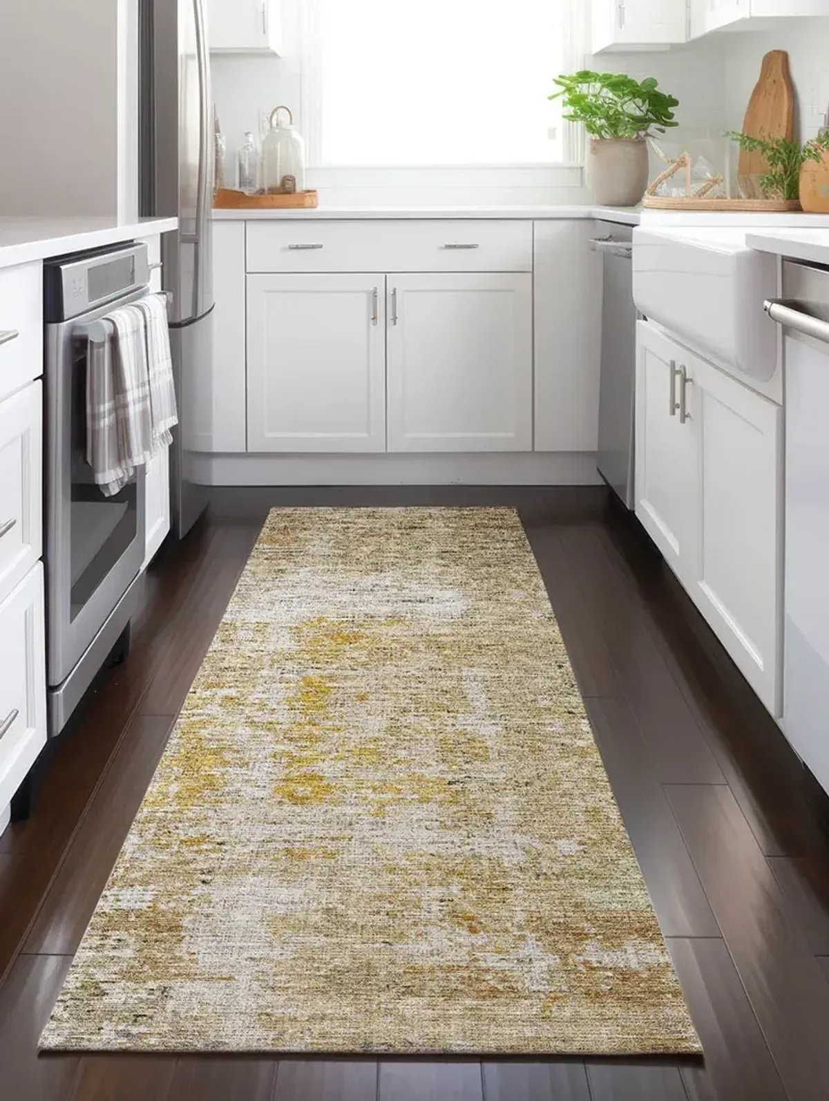 Burano BU7 Gold 2'3" x 7'6" Rug