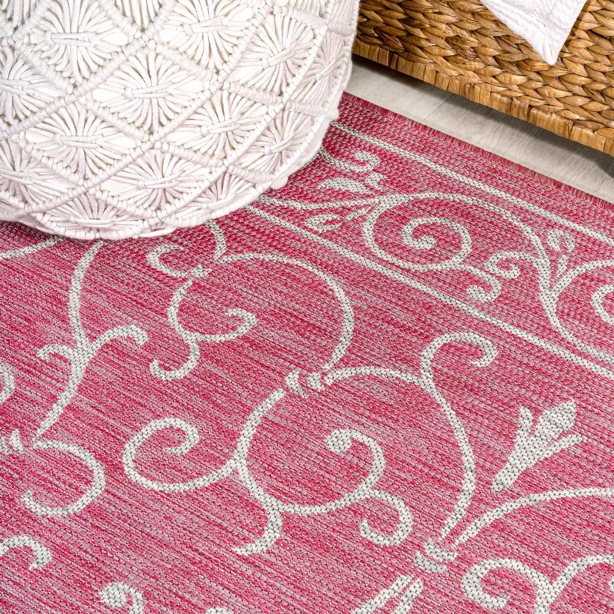 Charleston Vintage Filigree Textured Weave Indoor/Outdoor Area Rug