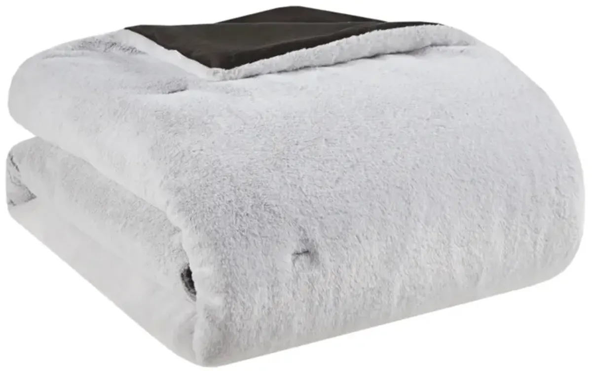 Gracie Mills Maganti Faux Fur to Mink Down Alternative Comforter Set