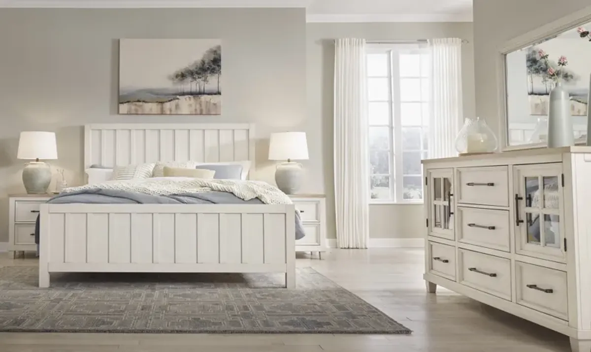 Shaybrock Queen Panel Bed