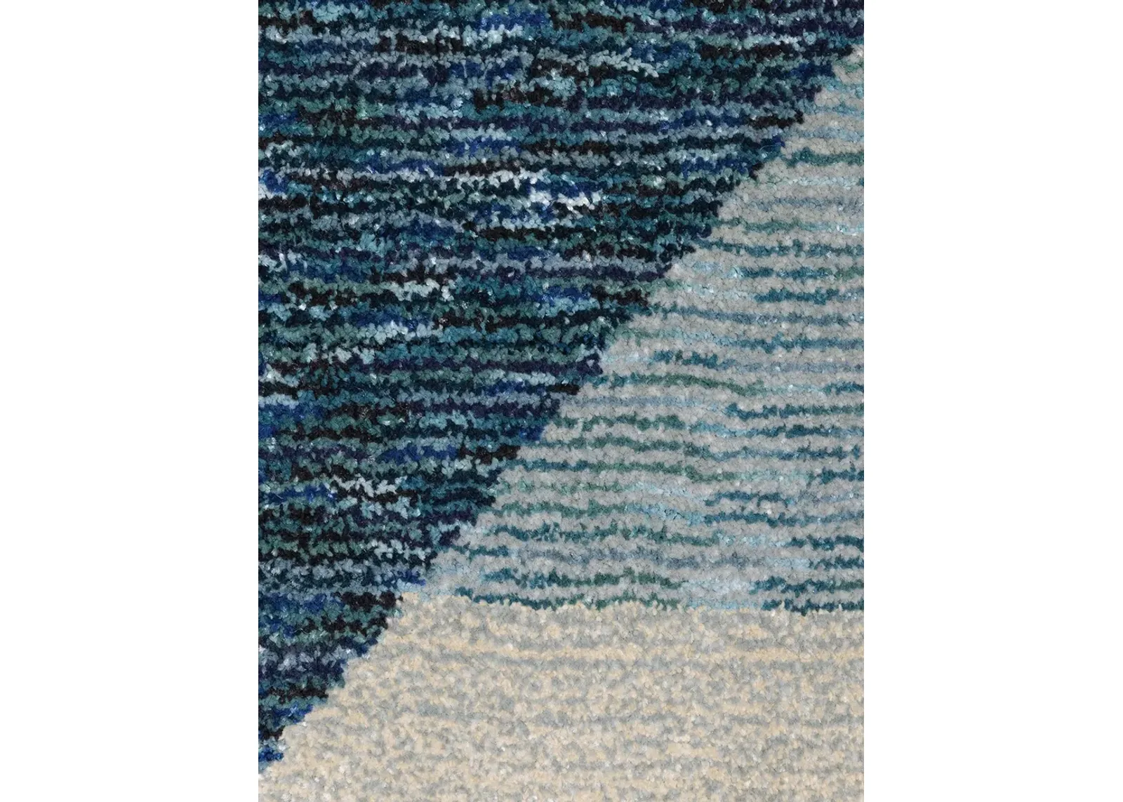 Strada 5'3" x 7'3" Blue Rug