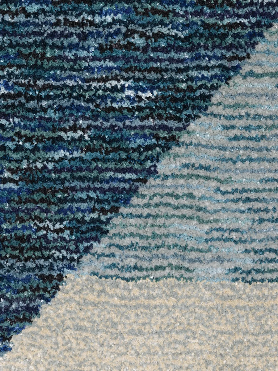 Strada 5'3" x 7'3" Blue Rug