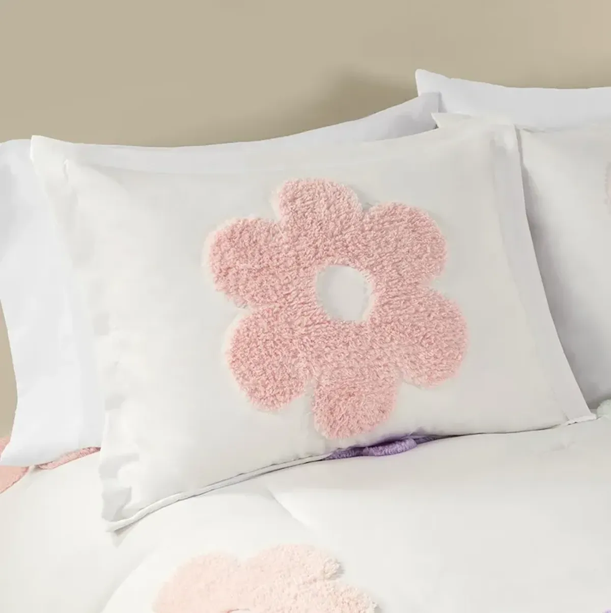 Gracie Mills Eubert Colorful Floral Reversible Chenille Comforter Set with Flower Throw Pillow