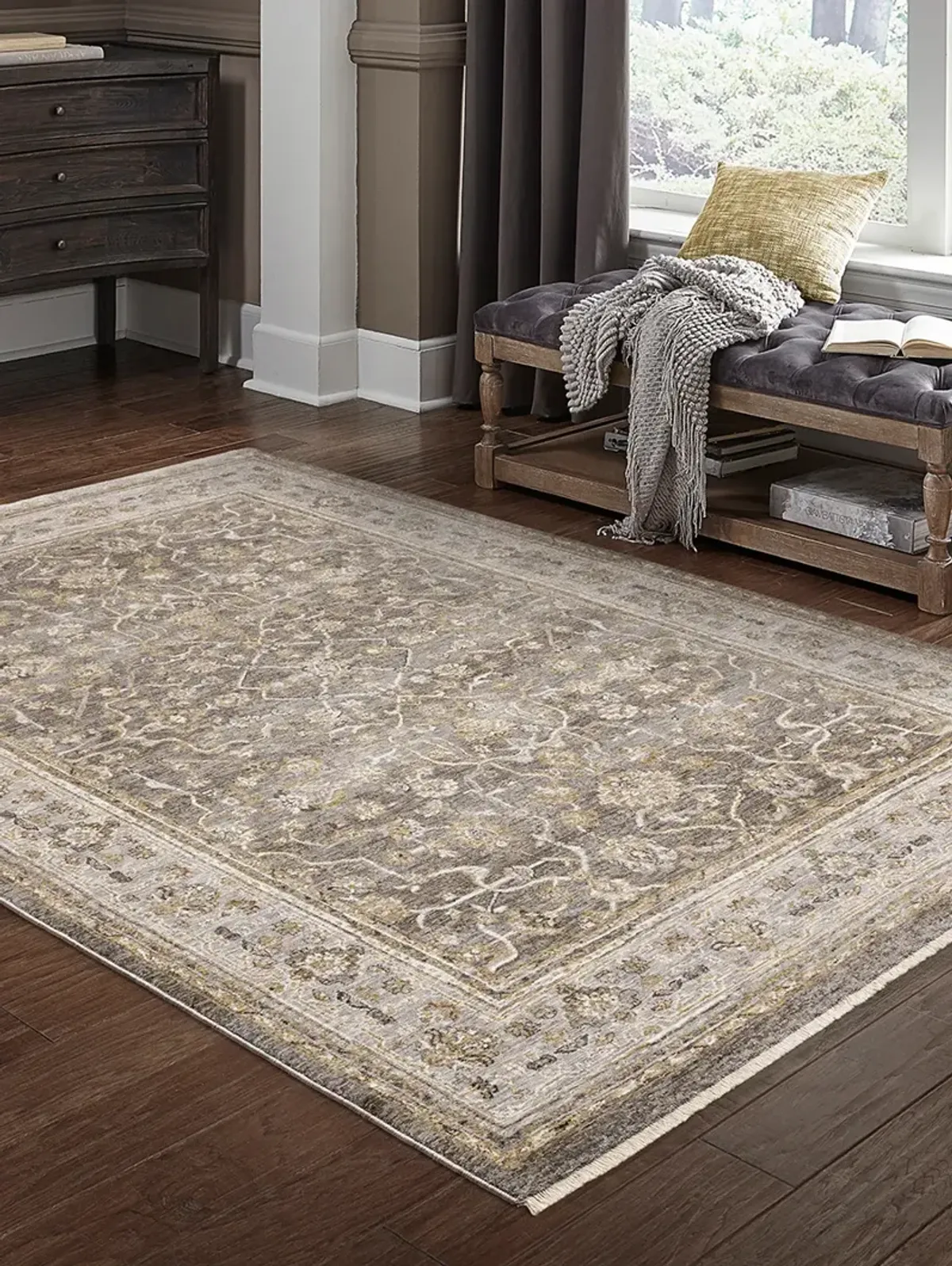 Maharaja 6'7" x 9'6" Grey Rug