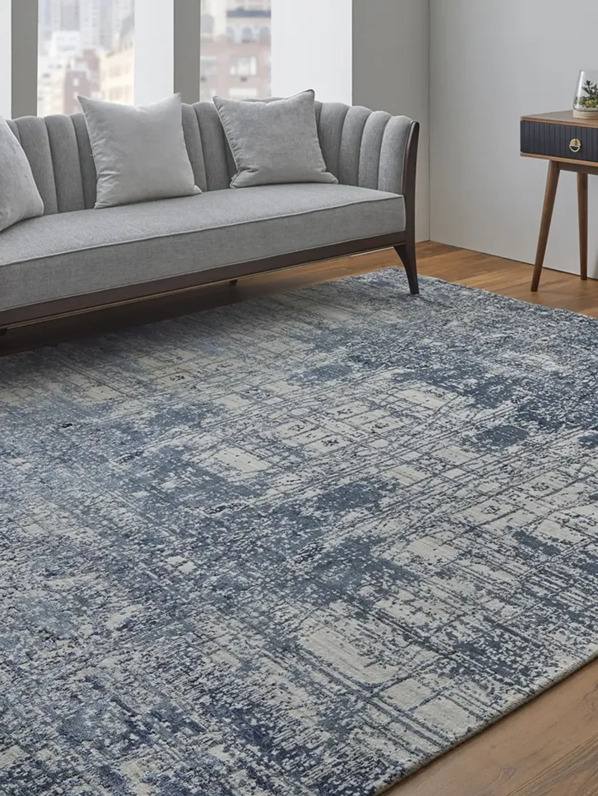 Eastfield 69AEF 12' x 15' Blue/Ivory Rug