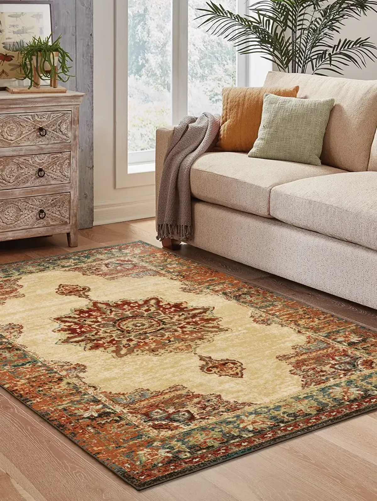 Juliette 3'10" x 5'5" Gold Rug