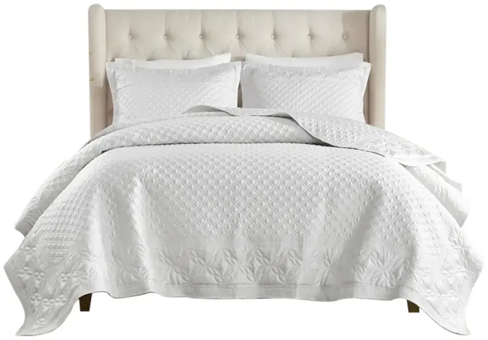 Gracie Mills Carney 3-Piece Neoclassical-inspired Quilt Set